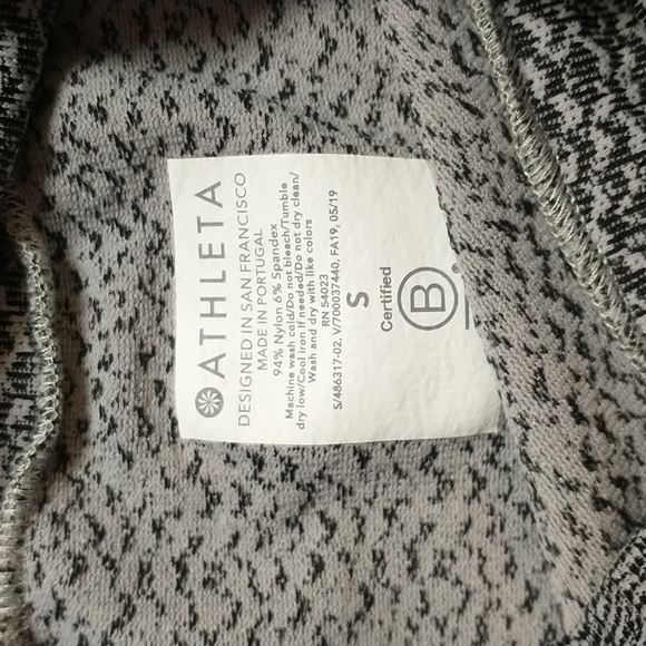 Athleta Flurry Seamless Turtleneck SMALL - Picture 3 of 5